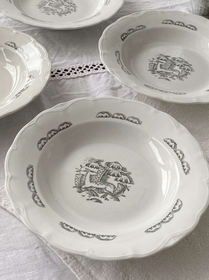 Set of 4 Vintage mid century 1920s Art Deco dinner plate 'HIND' frm Rörstrand Sweden / 25 cm