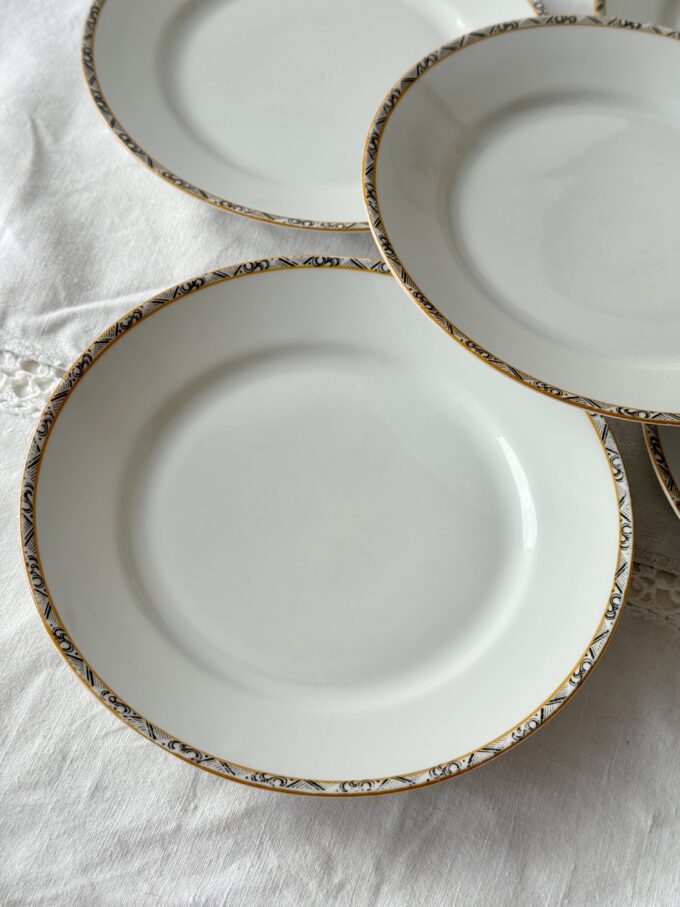 Set of 6 Antique Art Deco breakfast serving plates from Durocor Bavaria / 20 cm