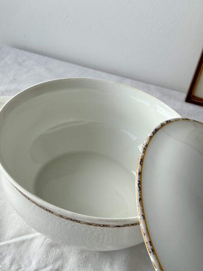 Antique Art Deco tureen from Durocor Bavaria
