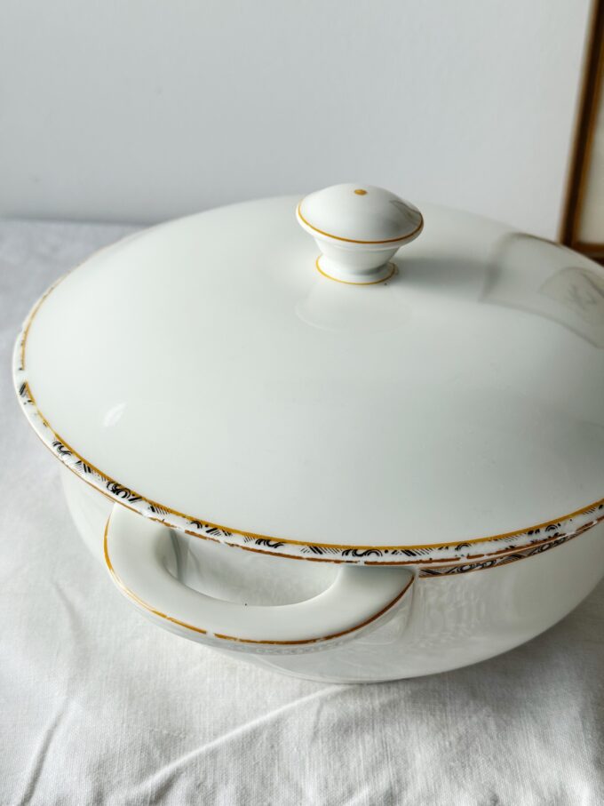 Antique Art Deco tureen from Durocor Bavaria